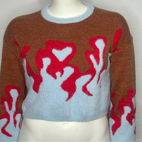 Adele B. Women's Flame Crop Sweater Size Large Fuzzy Blue Red Brown - Picture 1 of 16